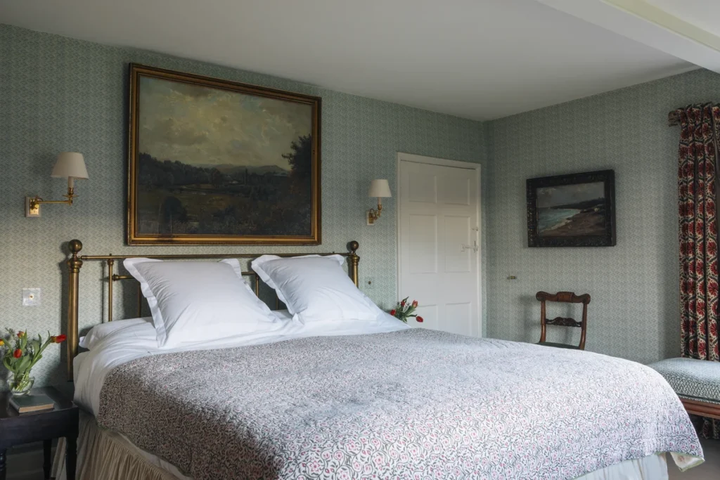 the hall at bolton abbey cavendish bedroom from angle