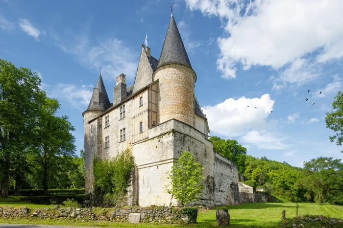 chateau de montastruc front view