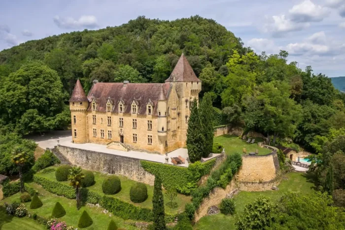 chateau de rouffillac front view