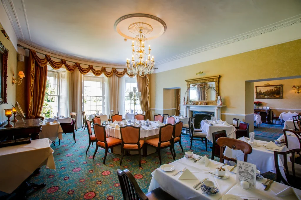 bellingham castle dining room