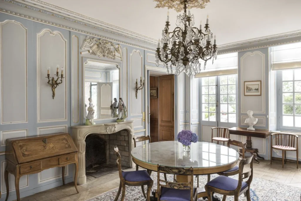 chateau du mont table with fire place