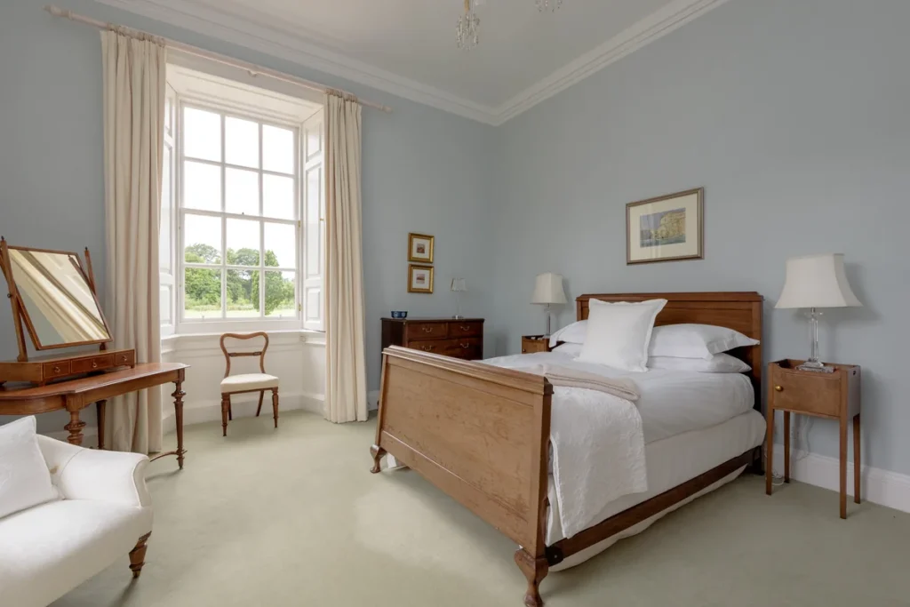 gilmerton house bedroom