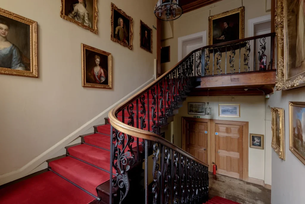 gilmerton house paintings