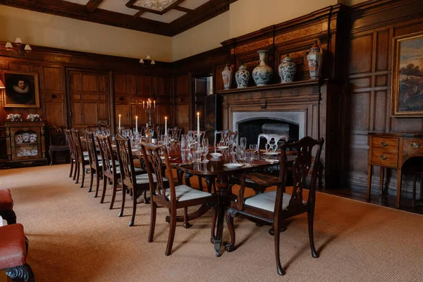 middleton castle corporate event dining table