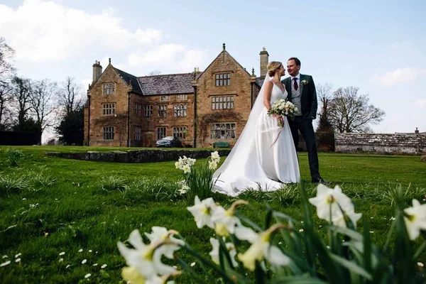 pentrehobyn hall wedding couple