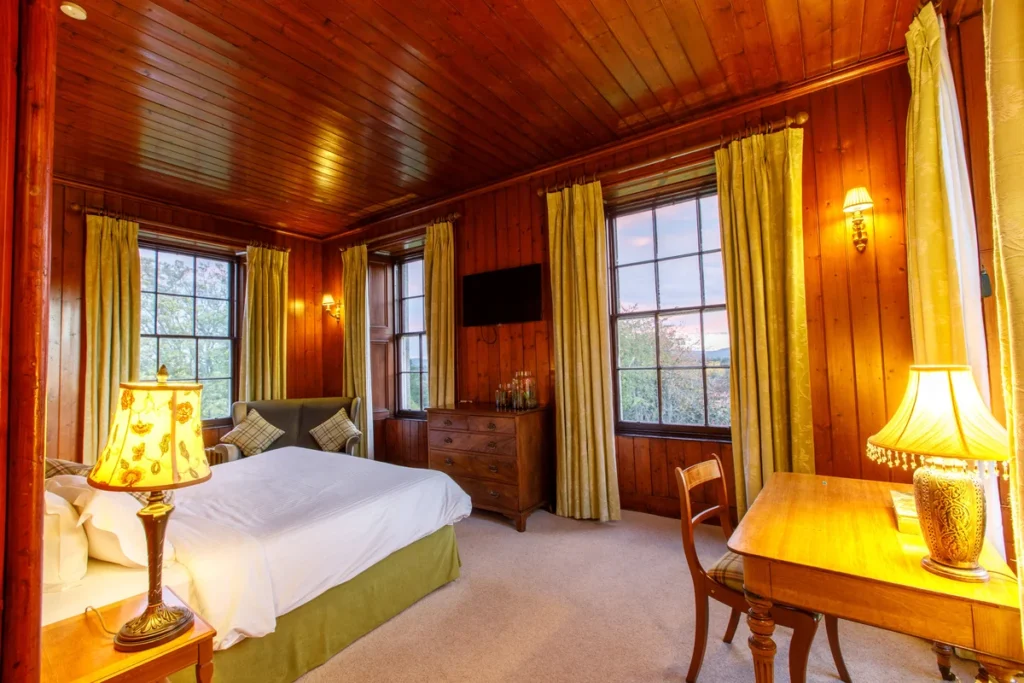 raemoir house dunecht bedroom