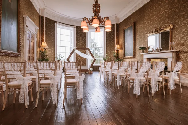 wedding raemoir house